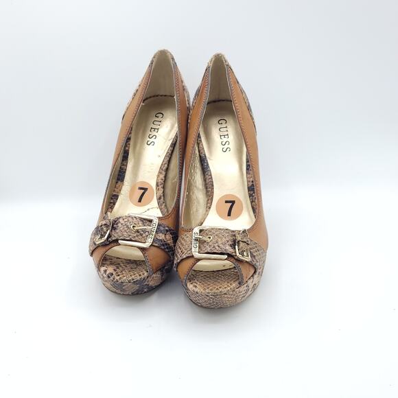 Guess Peep Toe Stiletto 4.5" Heel Snakeskin Tan Gold Buckle women's size 7 - Picture 7 of 9